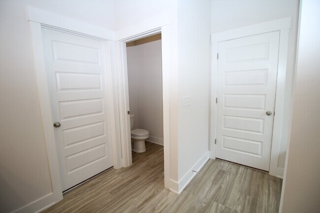 Building Photo - 4 bedroom 2 bathroom home in the newer Arbor Place subdivision in Pace ~ Pet Friendly ~ Ready Sep...