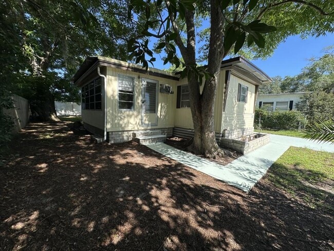 Building Photo - 5844 Sunshine Park Dr