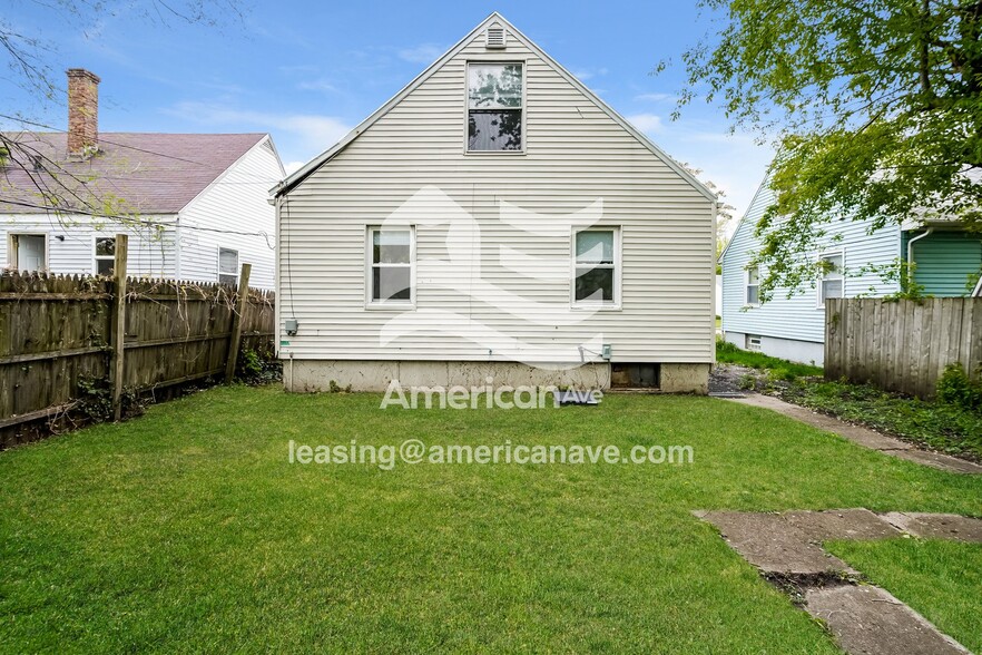 Building Photo - 2910 Frederickson St