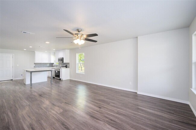 Building Photo - Recent Custom Build 4-3 in Celeste!