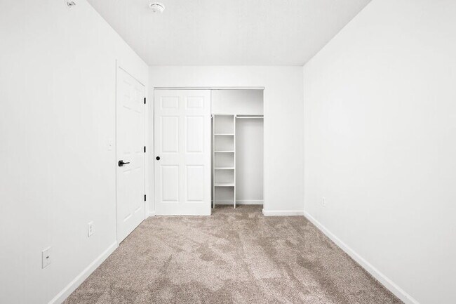 Building Photo - 3821 Central Ave