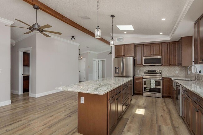 Building Photo - 4246 Marine Pkwy