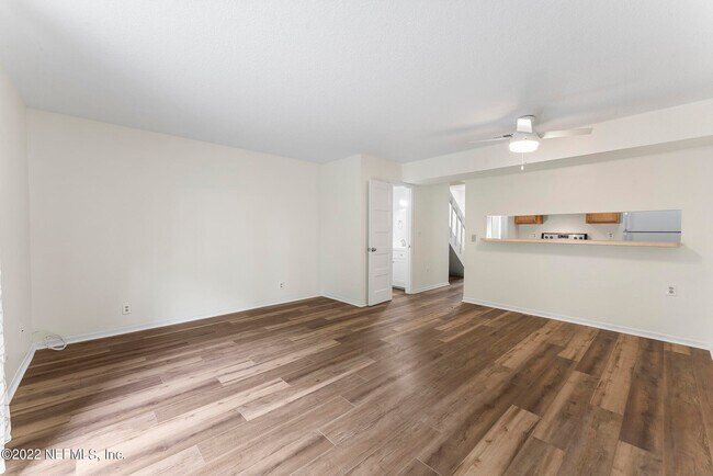 Building Photo - 2125 Florida Blvd