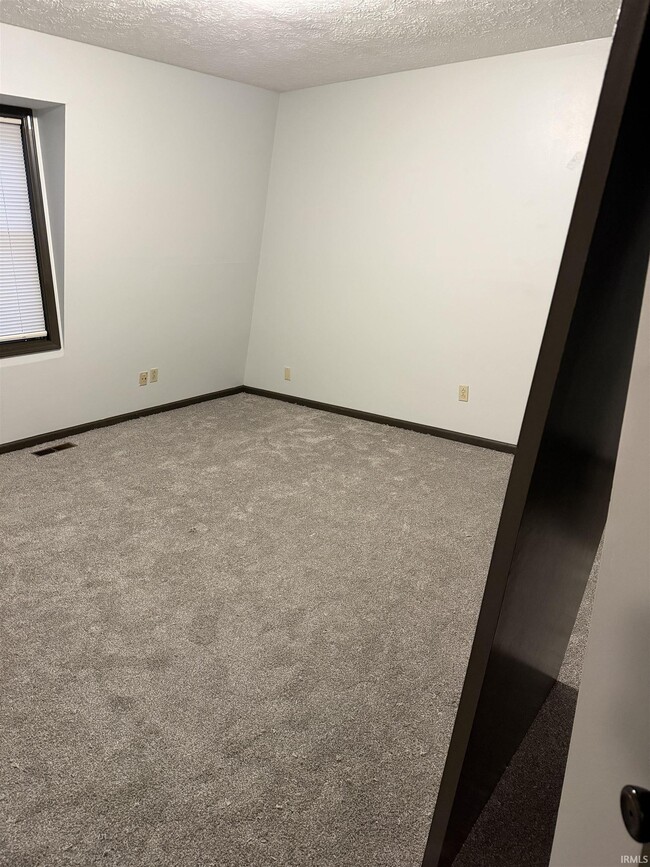 Building Photo - 4317 E Wembley Ct