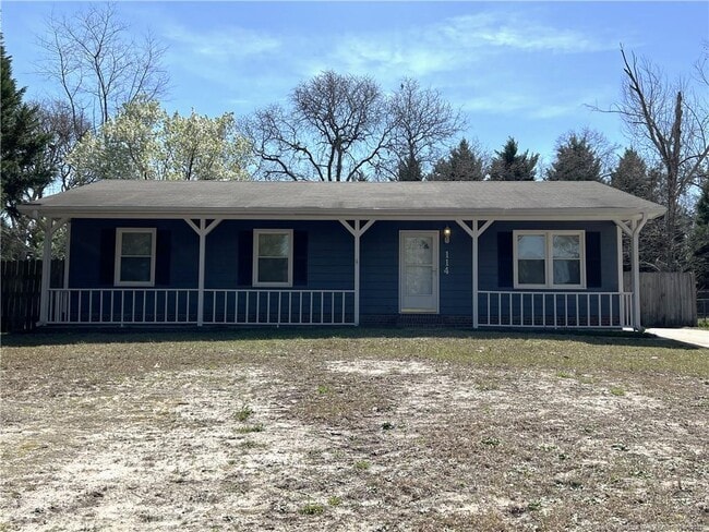 Primary Photo - 114 Elfreth Ln