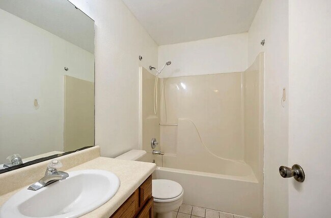 Building Photo - 3826 S Lexus Ave