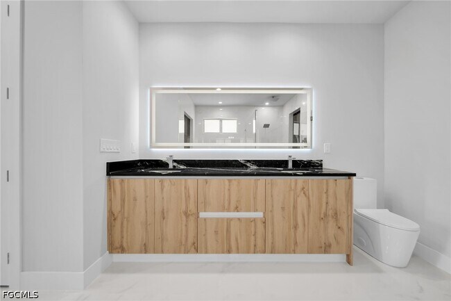 Building Photo - 1107 NW 40th Pl