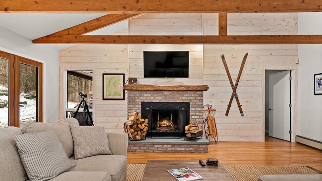 Building Photo - 14 Glendale Rd