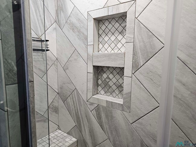 Building Photo - 2305 North Dr