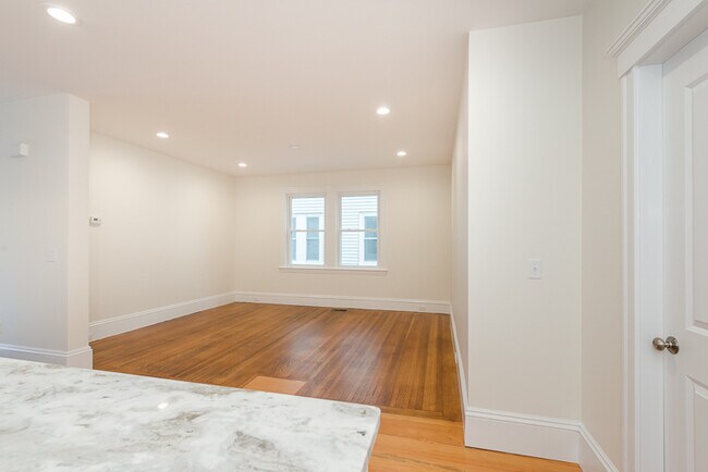 Building Photo - 65 Parker Street