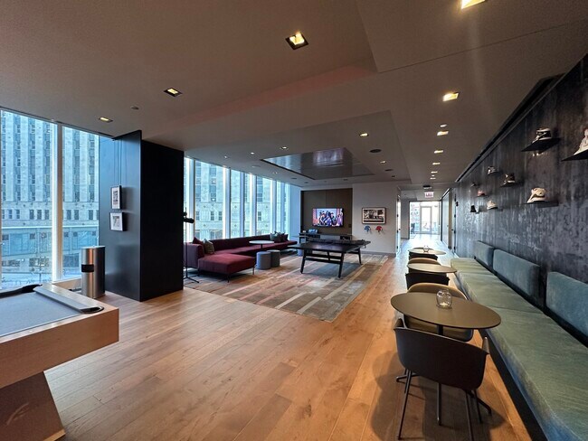 Building Photo - 313 W Wolf Point Plaza