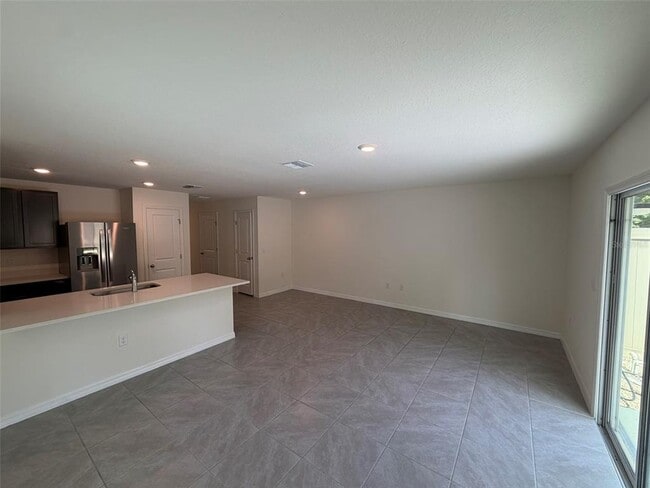 Building Photo - 6609 SW 81st Lp