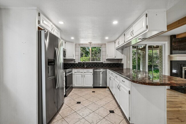 Building Photo - REDUCED PRICE!  Standley Lake / 4 bedroom  / 3 bathroom