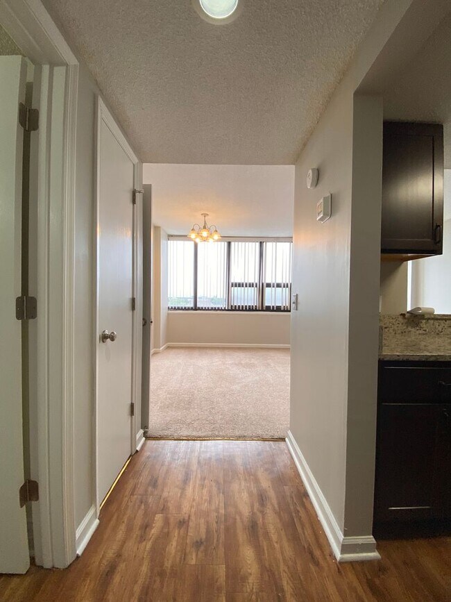 Building Photo - wh506