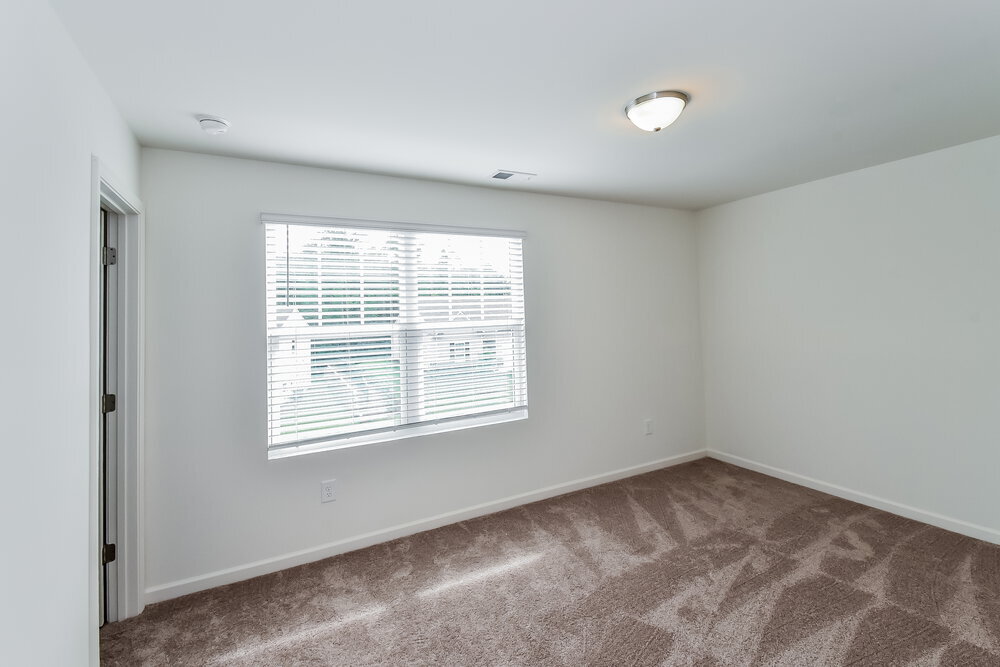 Building Photo - 44 Meriwether Ln