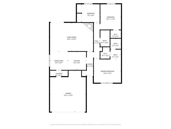 Building Photo - Three bedroom Duplex, Fenced Yard, Quiet N...