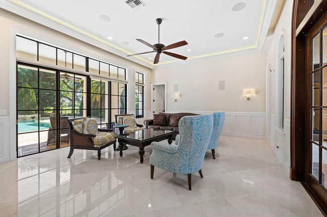 Building Photo - 7040 Long Leaf Dr