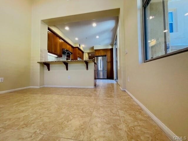 Building Photo - 220 Guinevere