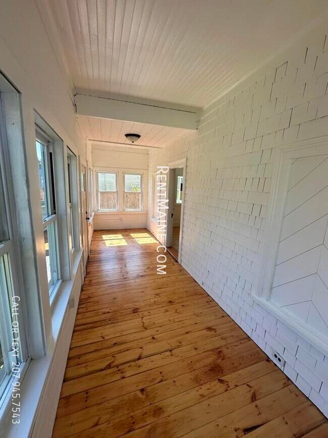 Building Photo - 178 Pearl St