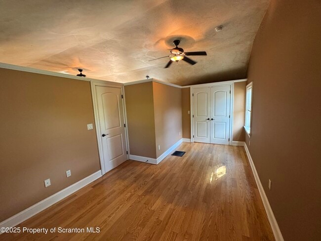 Building Photo - 131 Ball Pond Rd