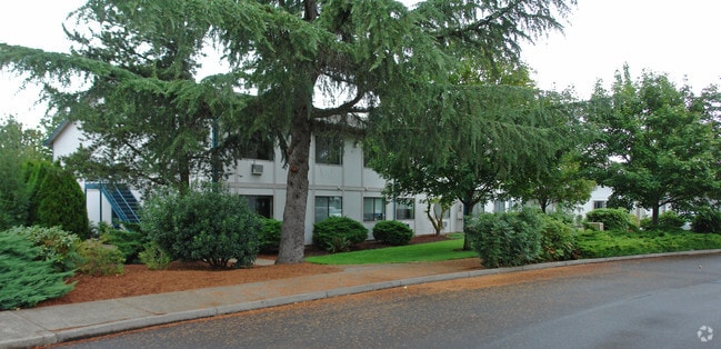 Building Photo - Englewood Apartments