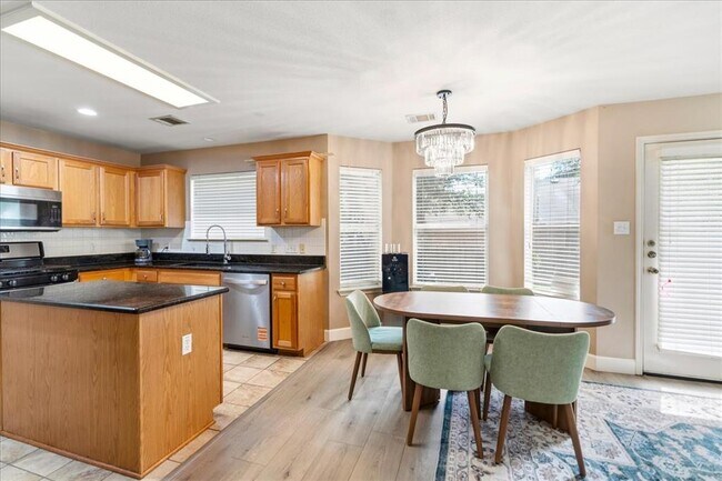 Building Photo - 10517 S Canoa Hills Trail