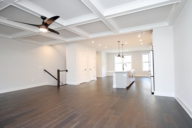 Building Photo - Spacious Brookhill Commons Townhouse (Appl...