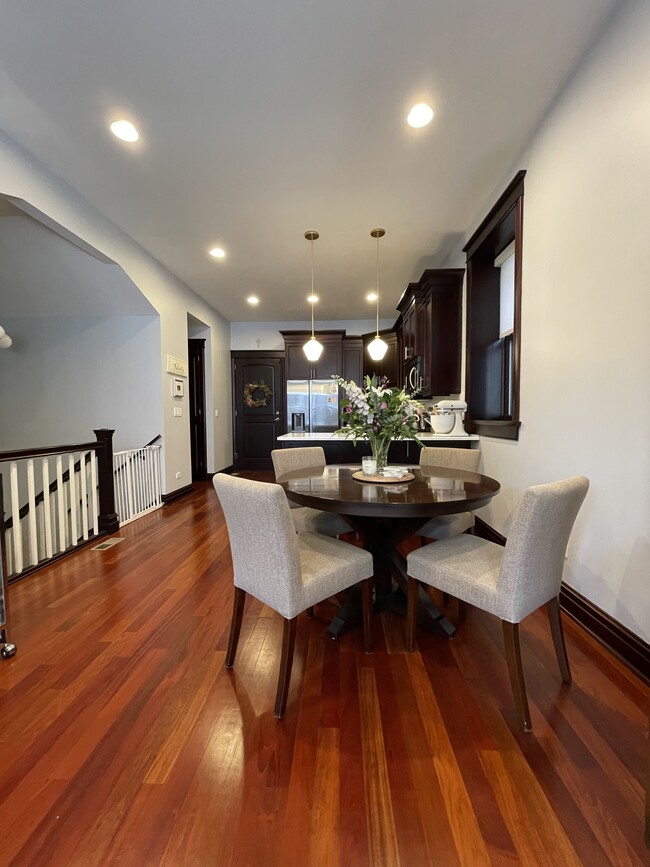 Dining Room - 1416 W Superior St