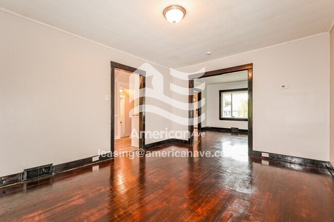 Building Photo - 1217 Wade St