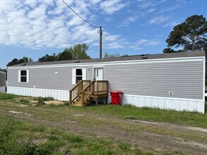 Building Photo - BRAND NEW 3 BED, 2 BATH MOBILE HOME IN PARK LOCATED IN EAGLE SPRINGS