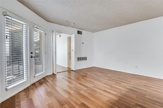 Building Photo - 2311 Basil Dr