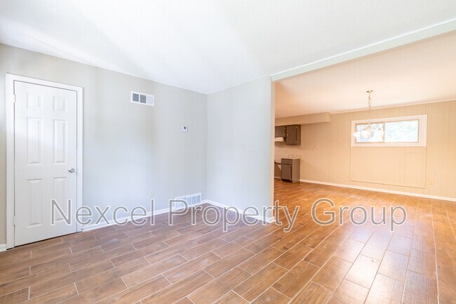 Building Photo - 3308 Spring Valley Cove