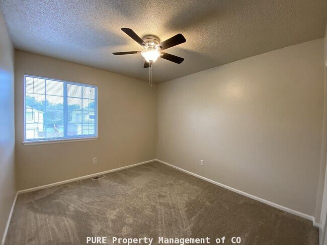 Building Photo - 2215 Gold Dust Ln