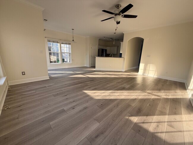 Building Photo - 11915 Royal Castle Ct