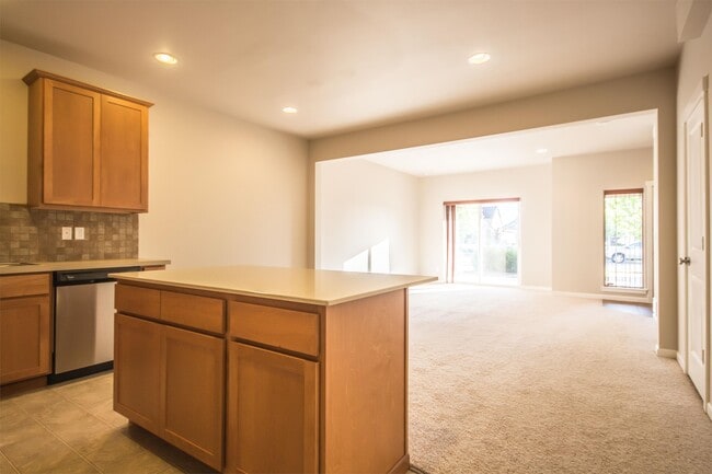Building Photo - 2230 N Country Vista Blvd