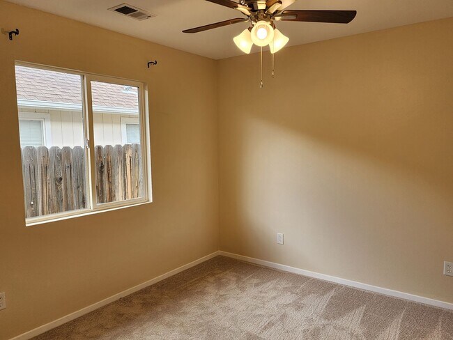 Building Photo - Home For Rent in Arbor Gardens-Gardnerville