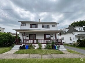 Building Photo - 344-346 Pear Street