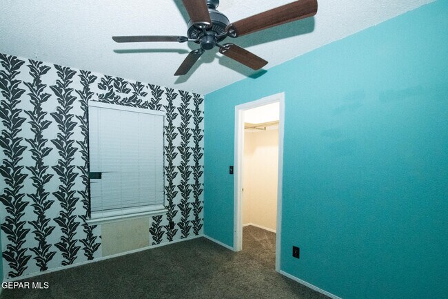 Building Photo - 11416 Lake Ozarks Dr