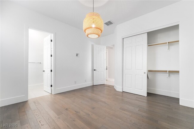 Building Photo - 72 Panorama Crest Ave