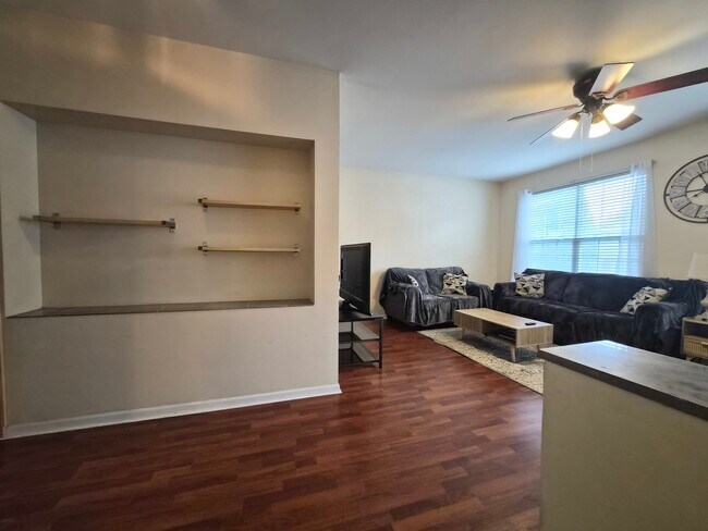 Building Photo - 2337 Hudson Cir