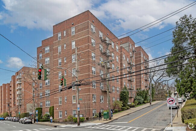 Building Photo - Glen Terrace