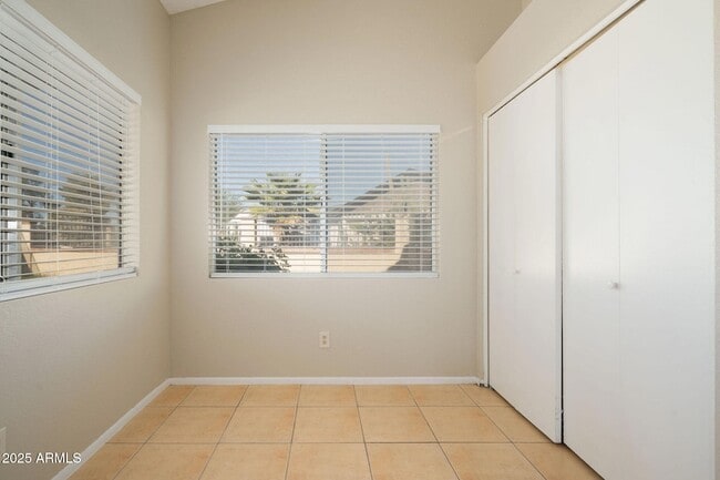 Building Photo - 8158 N 104th Ave