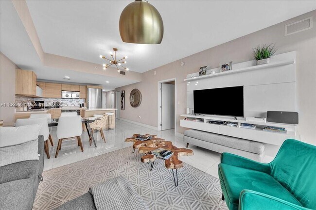 Building Photo - 16385 Biscayne Blvd