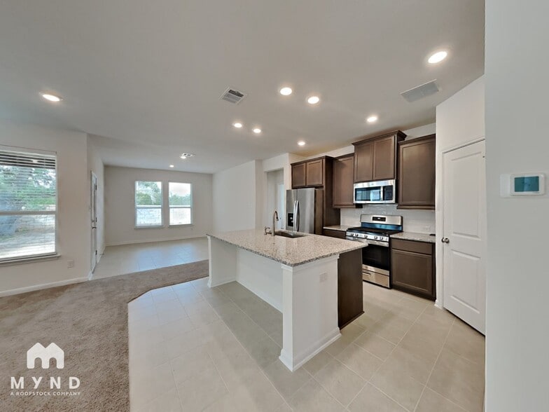 Building Photo - 1109 Mulberry Oak Ln