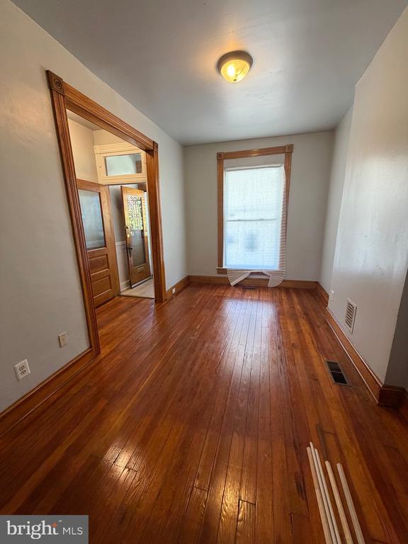 Building Photo - 2753 Rayner Ave