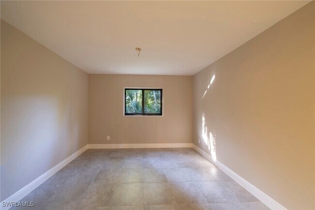 Building Photo - 17456 Woodland Trace Dr