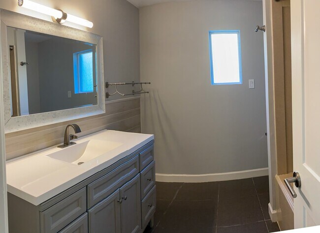 Building Photo - 12625 Memorial Dr