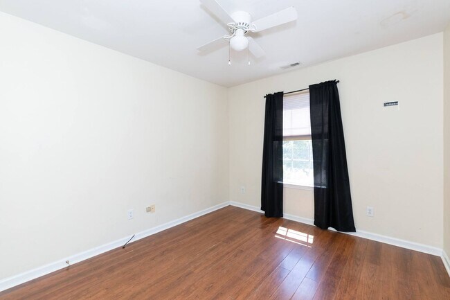 Building Photo - 304 Providence Hall Dr
