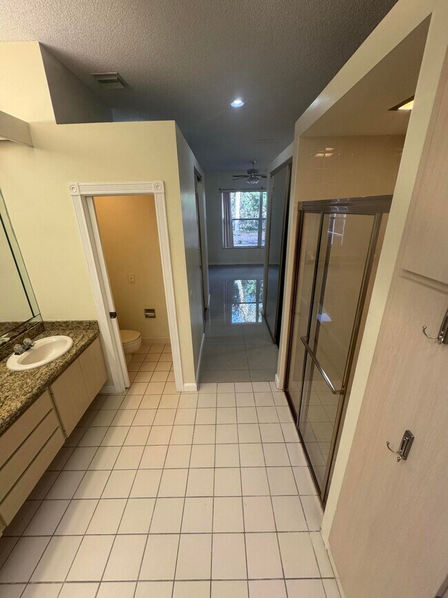 Building Photo - 900 Bear Island Cir