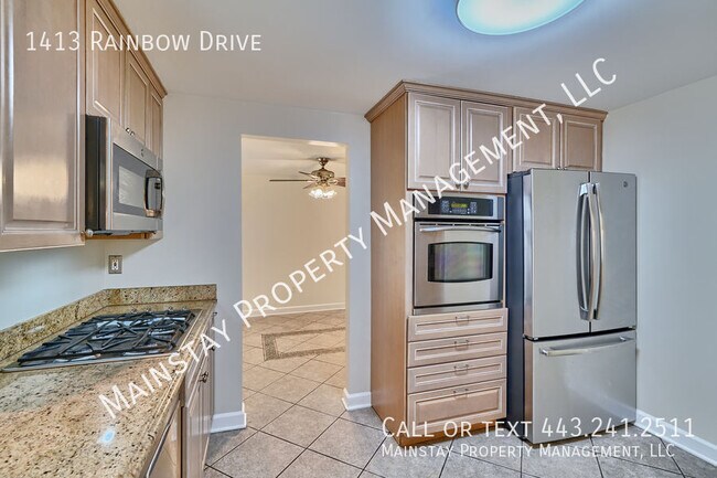 Building Photo - 1413 Rainbow Dr